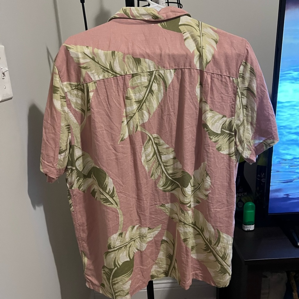 Urban Outfitters Floral Short Sleeve Button-Up - Picture 2 of 2